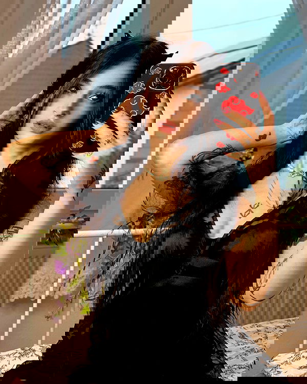 cata.leyah image ~ Altpins