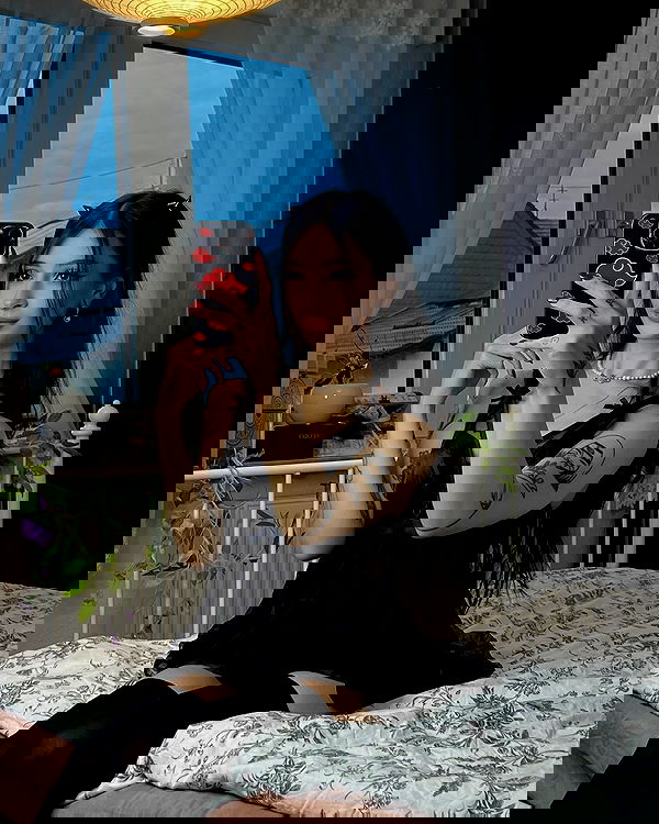 cata.leyah image ~ Altpins