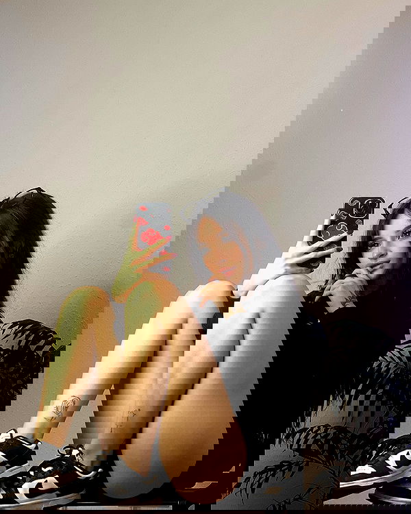 cata.leyah image ~ Altpins