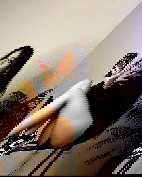 cata.leyah image ~ Altpins