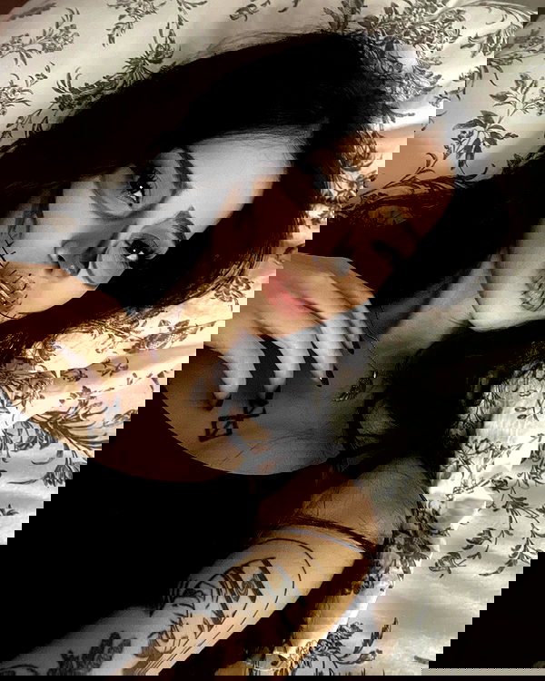 cata.leyah image ~ Altpins