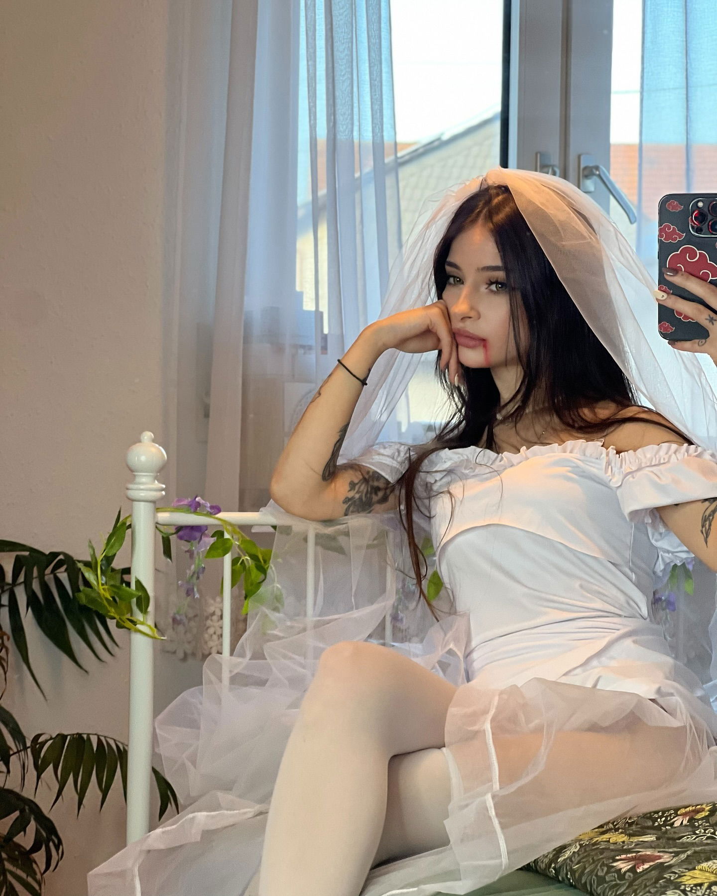 cata.leyah instagram image archive image