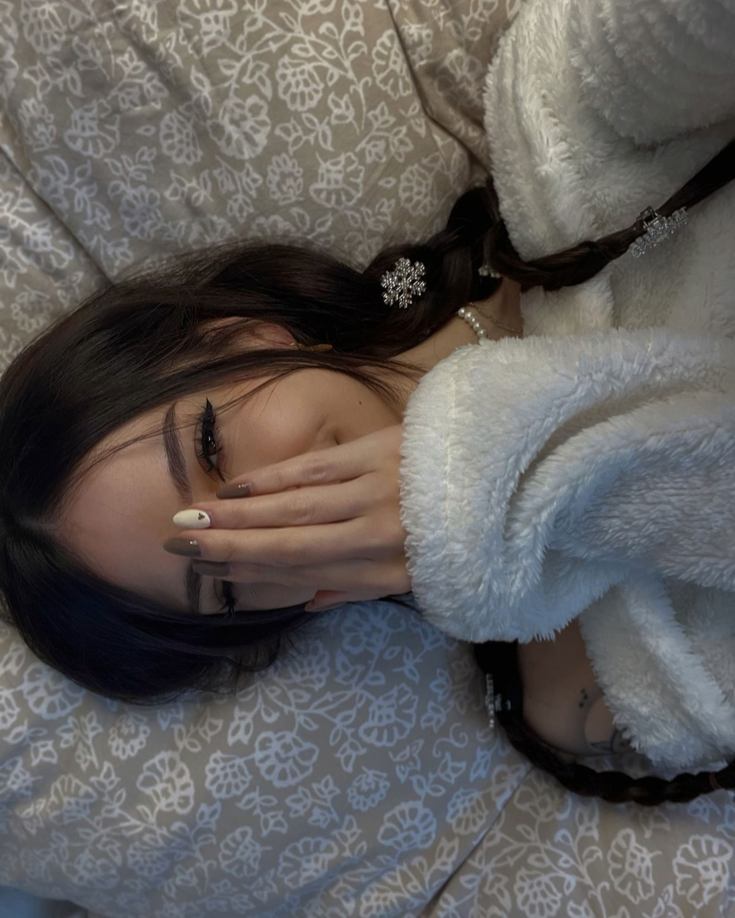 cata.leyah instagram image archive image