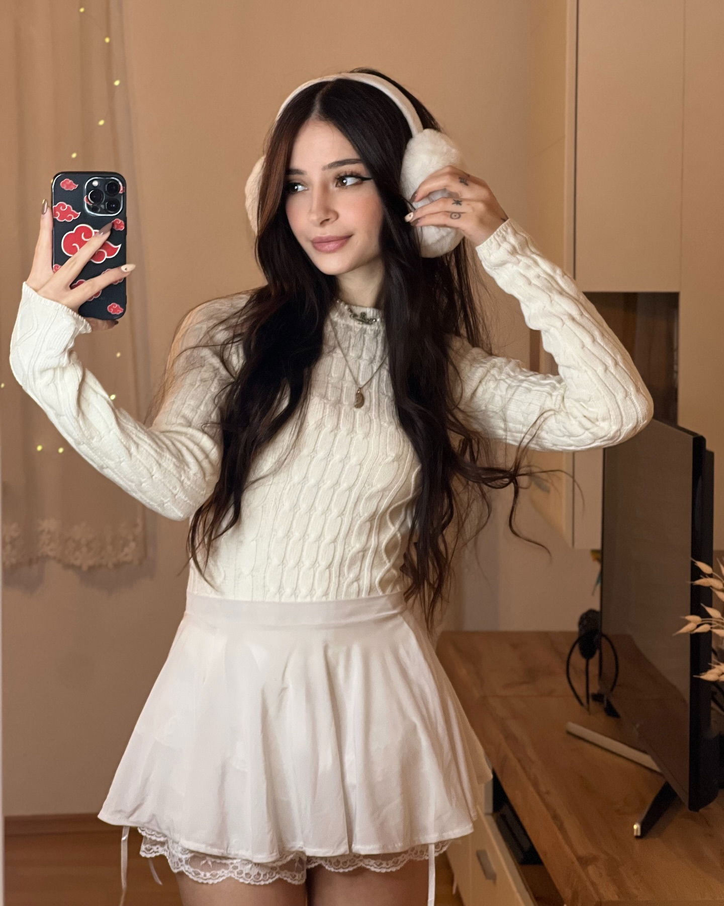 cata.leyah instagram image archive image