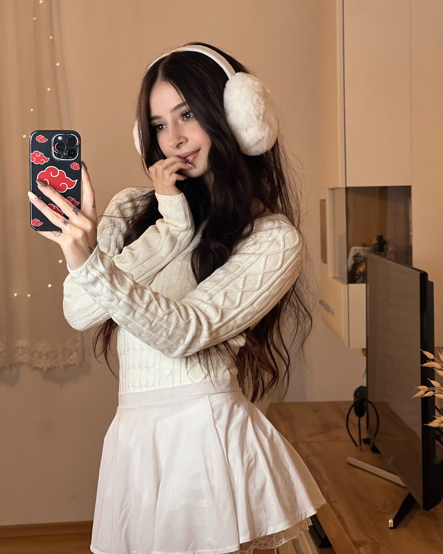 cata.leyah instagram image archive image