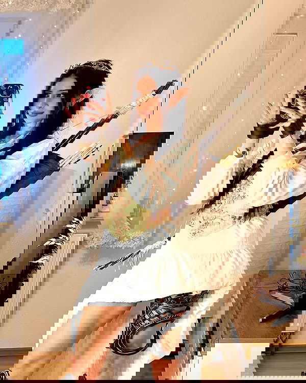 cata.leyah image ~ Altpins