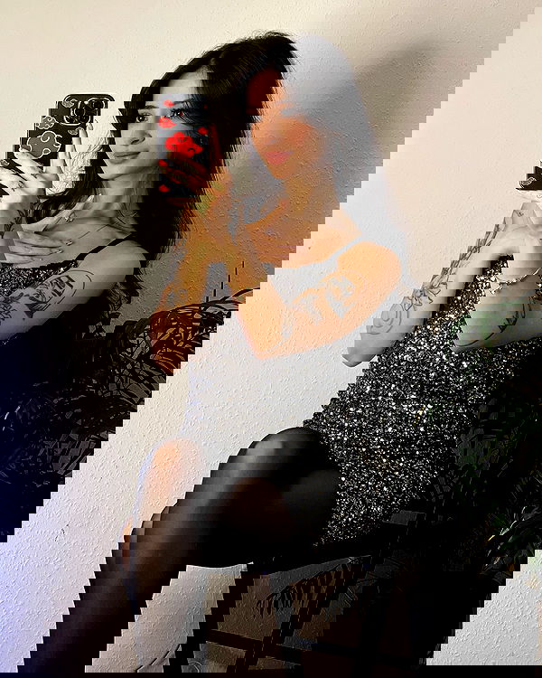 cata.leyah image ~ Altpins