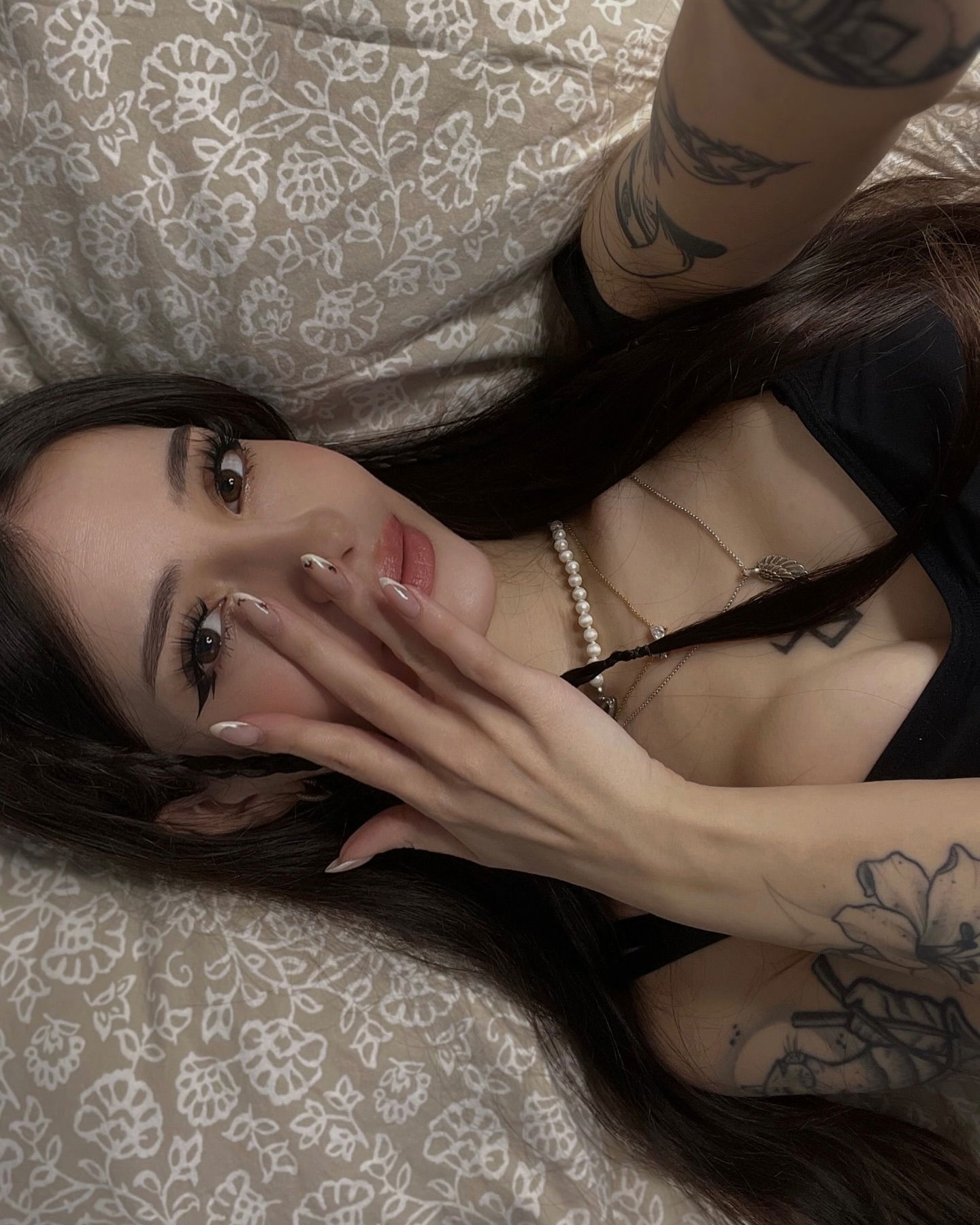 cata.leyah instagram image archive image