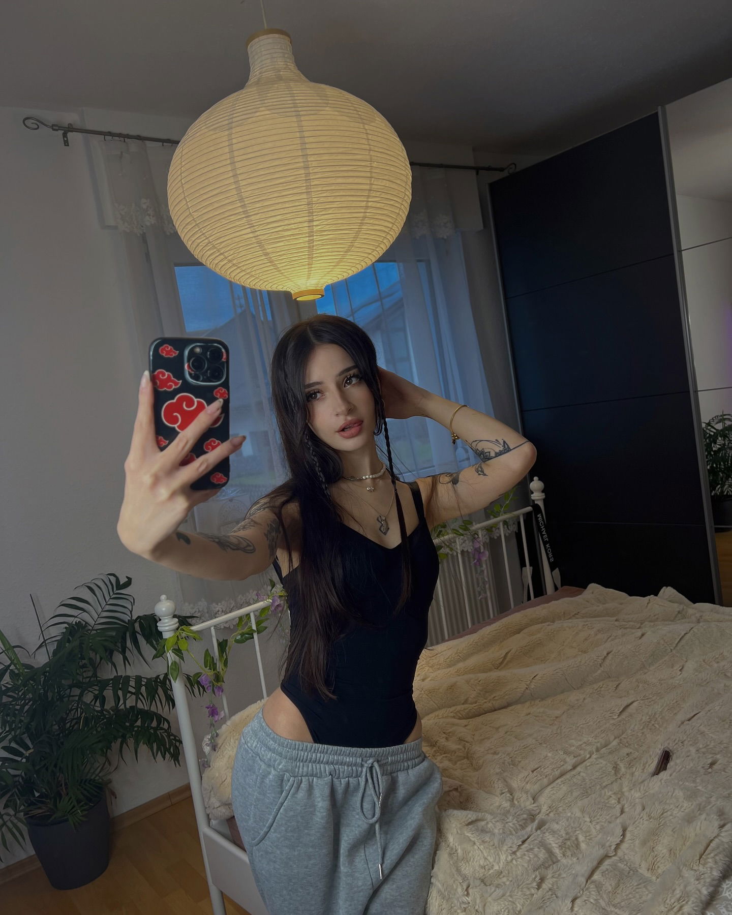 cata.leyah instagram image archive image