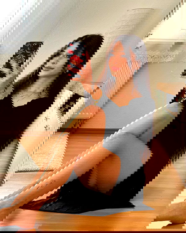 cata.leyah image ~ Altpins