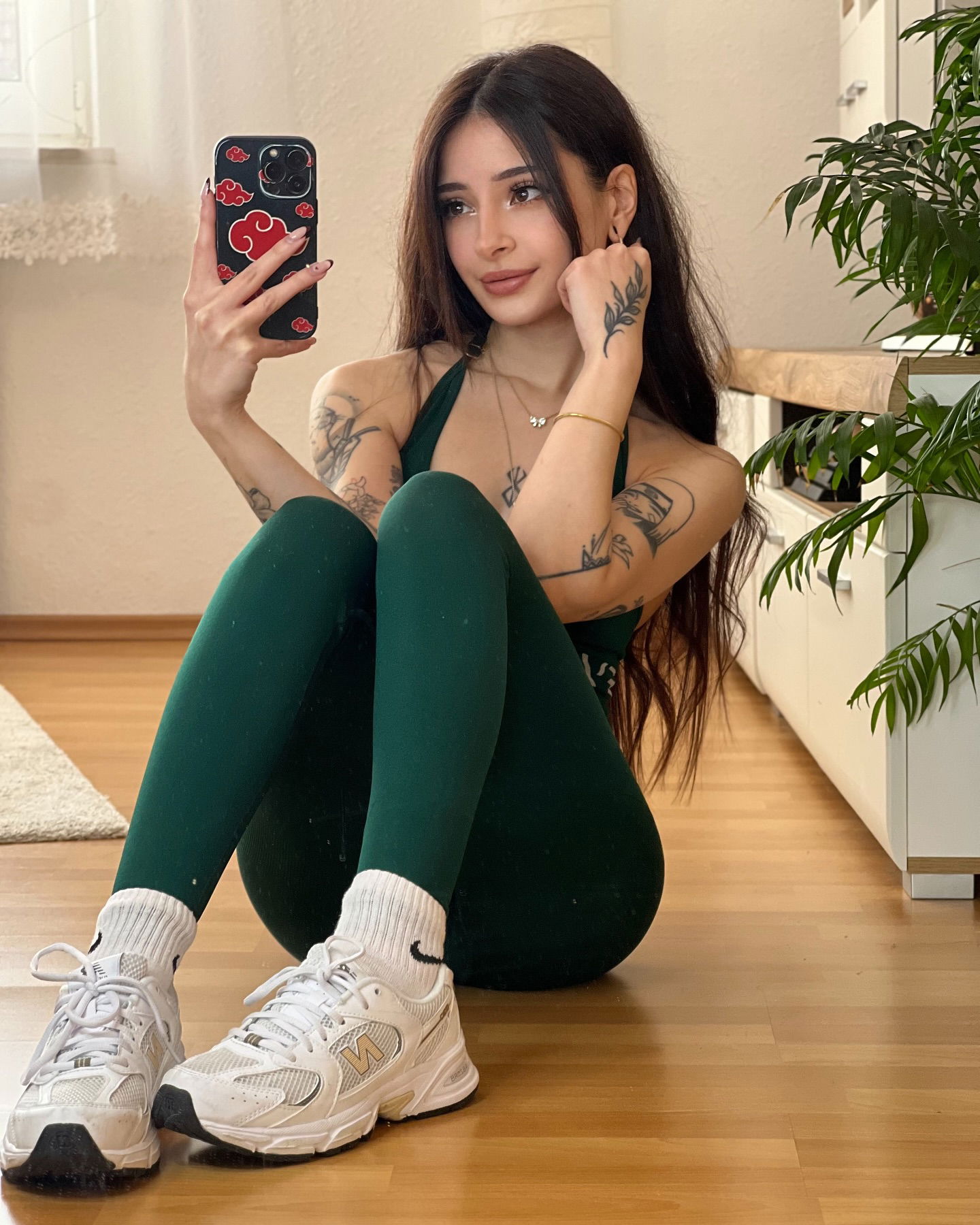 cata.leyah instagram image archive image