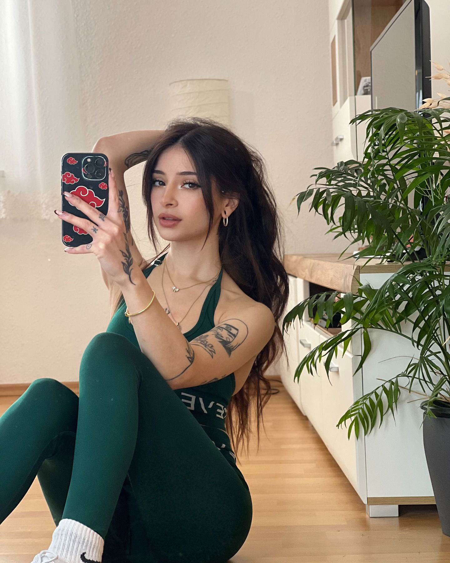 cata.leyah instagram image archive image