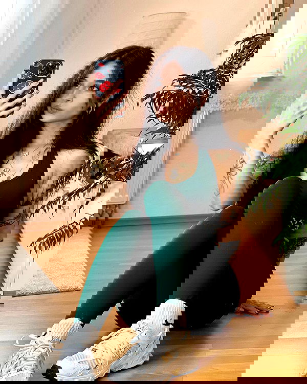 cata.leyah image ~ Altpins