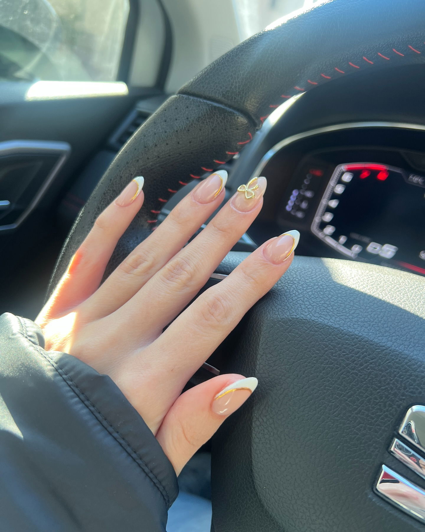 cata.leyah instagram image archive image