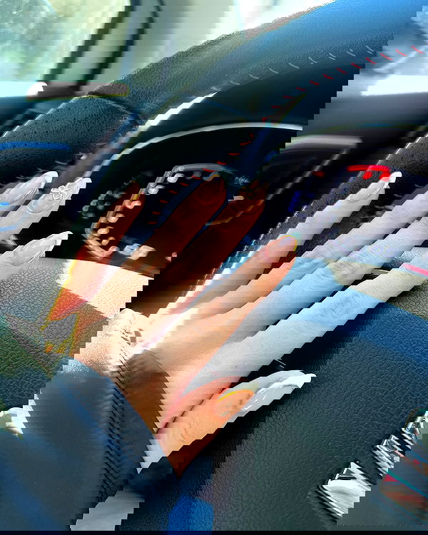 cata.leyah image ~ Altpins