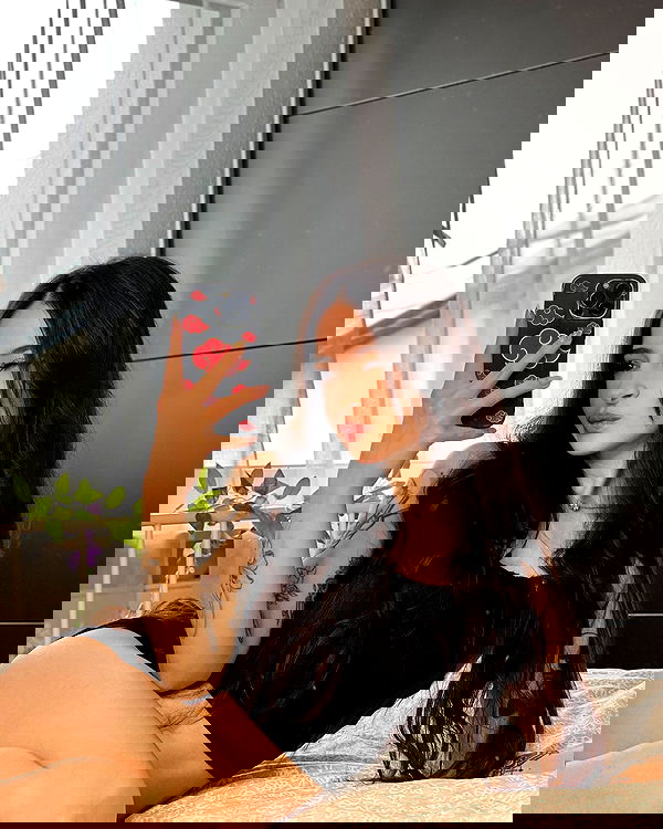 cata.leyah image ~ Altpins