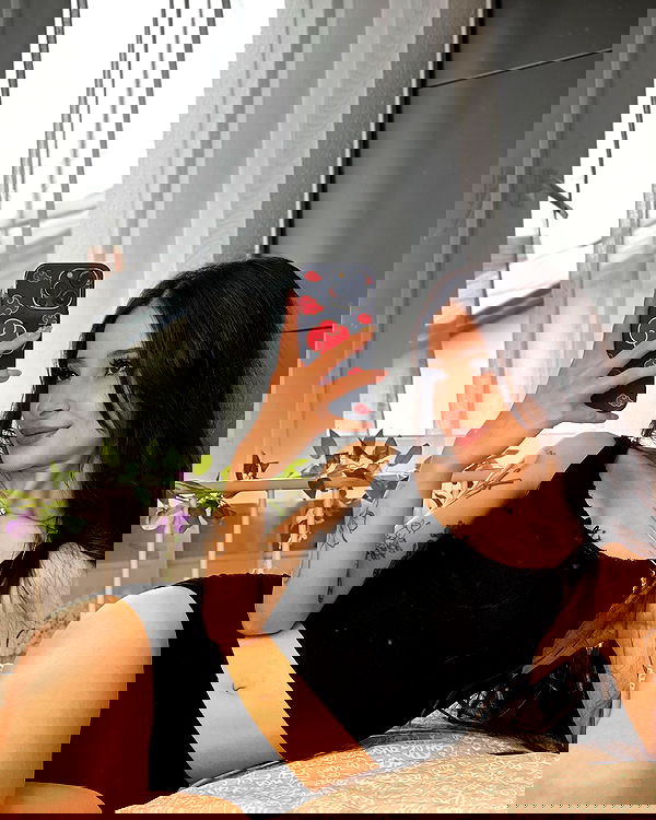 cata.leyah image ~ Altpins