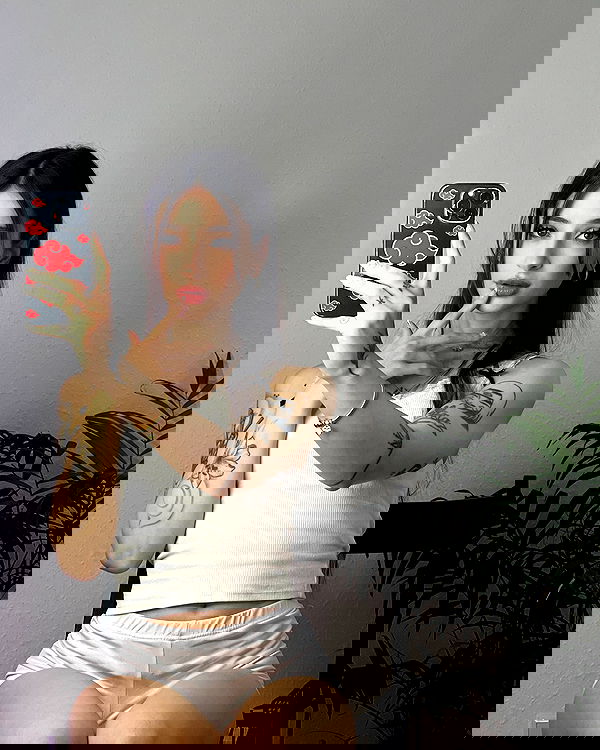 cata.leyah image ~ Altpins