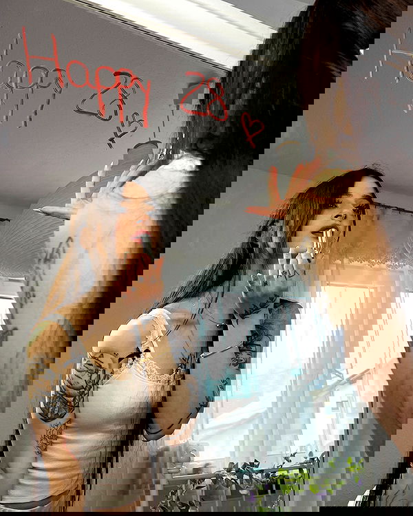 cata.leyah image ~ Altpins