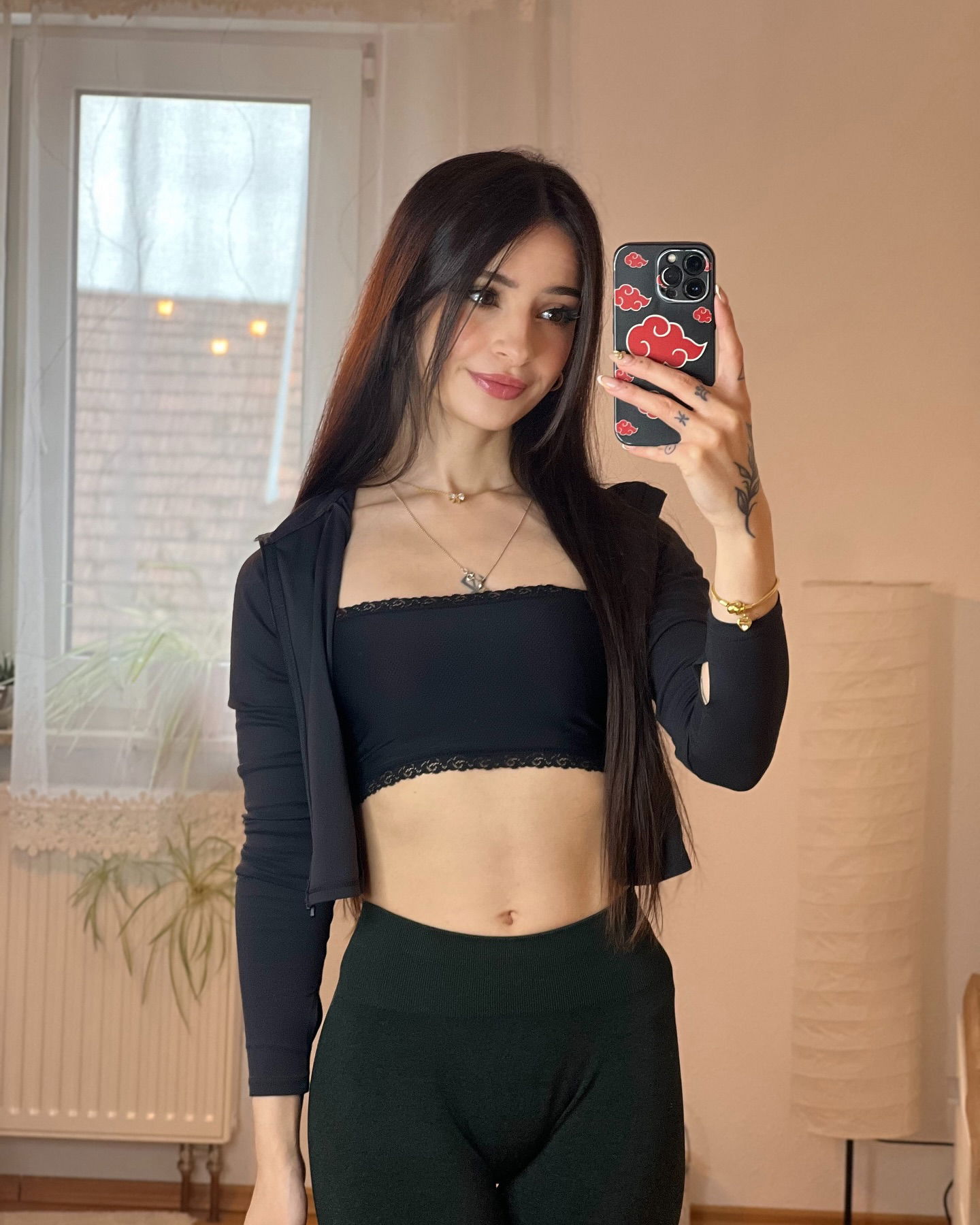 cata.leyah instagram image archive image