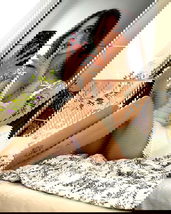 cata.leyah image ~ Altpins