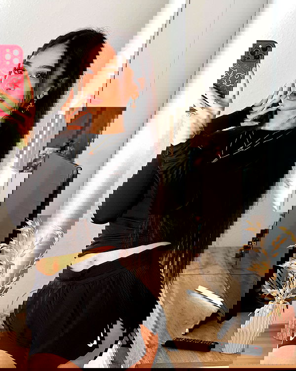 cata.leyah image ~ Altpins