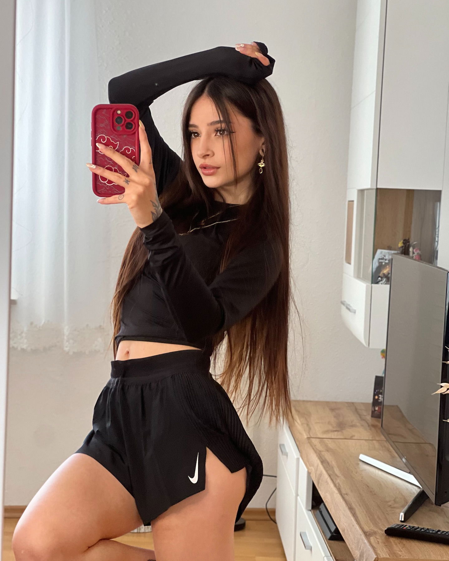 cata.leyah instagram image archive image