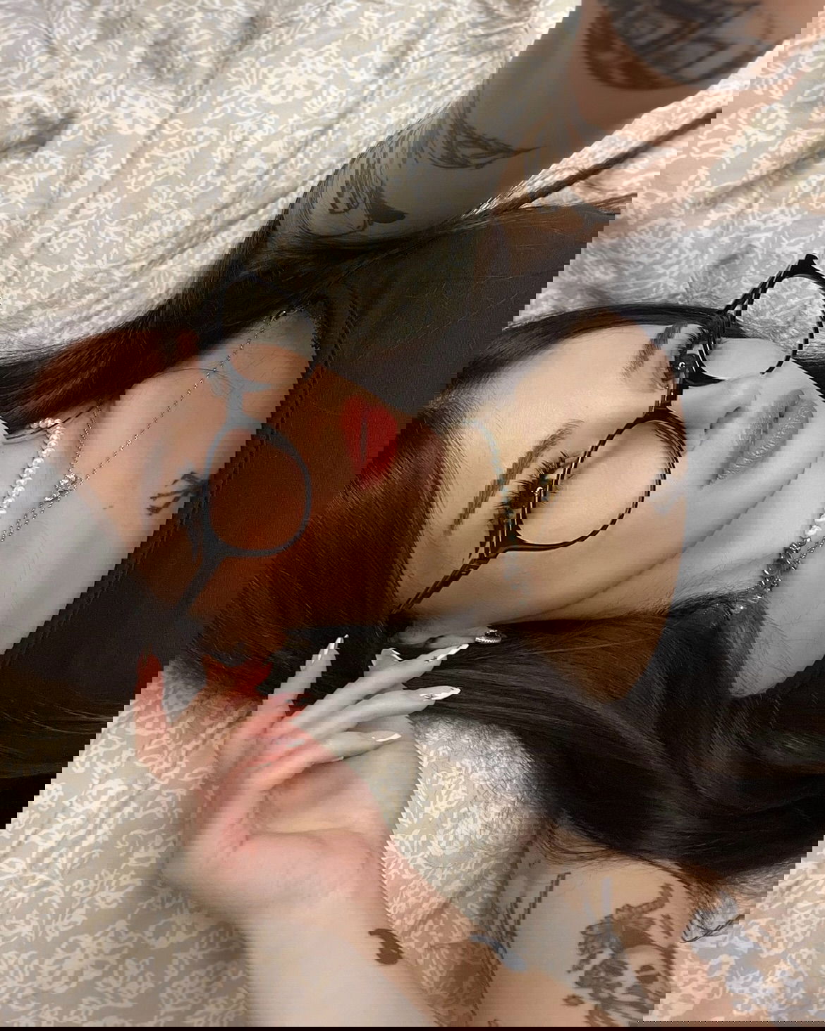 cata.leyah instagram image archive image