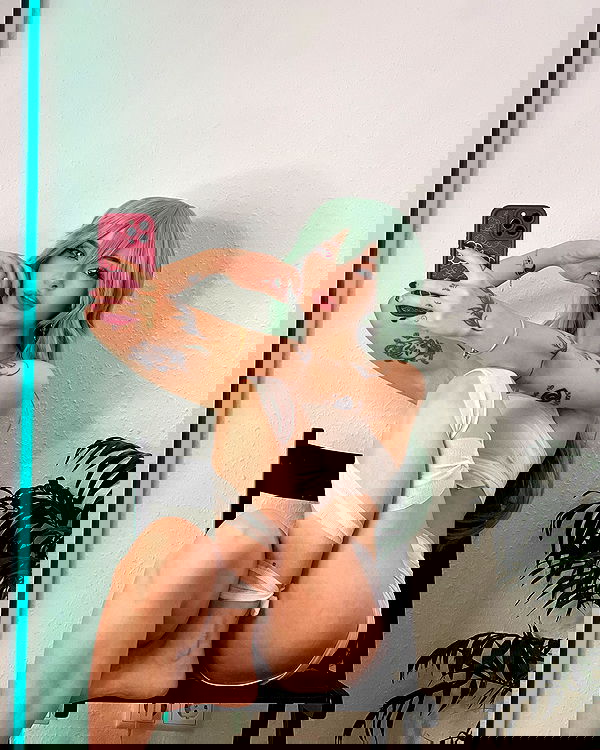 cata.leyah image ~ Altpins