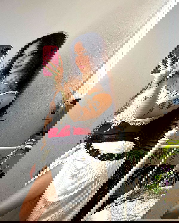 cata.leyah image ~ Altpins