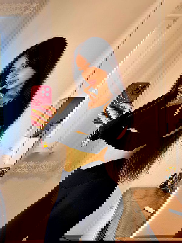 cata.leyah image ~ Altpins