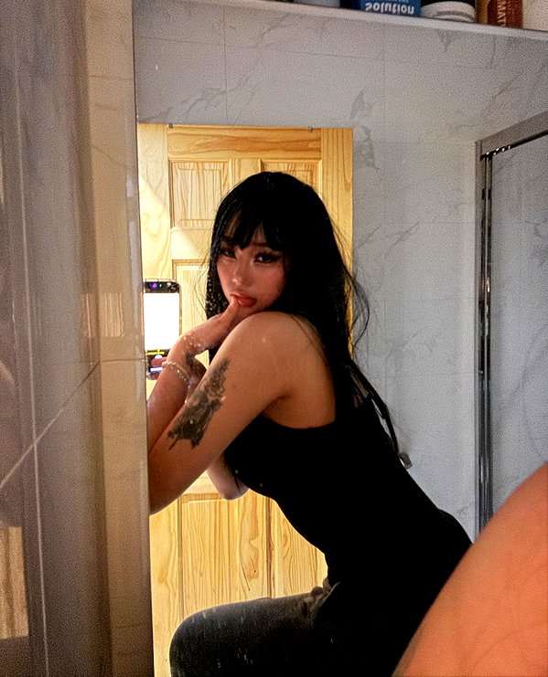 cellow111 instagram image archive image