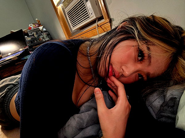 cellow111 instagram image archive image