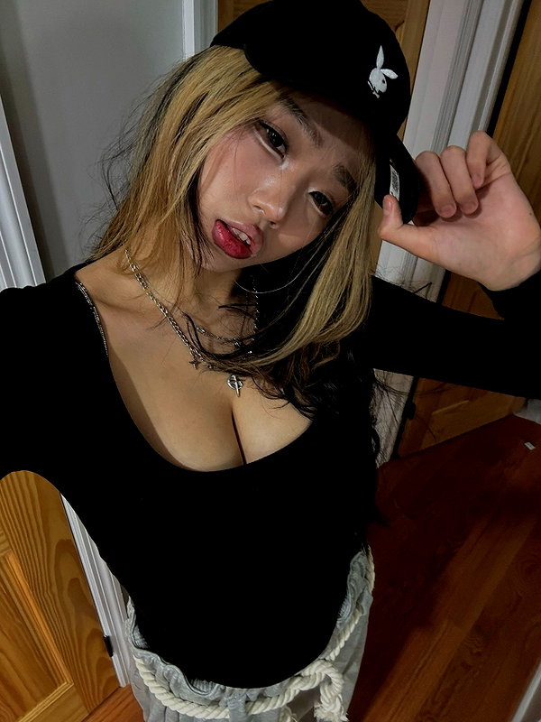 cellow111 instagram image archive image