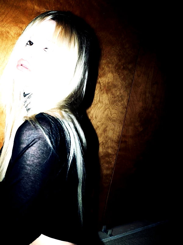ch111oe instagram image archive image
