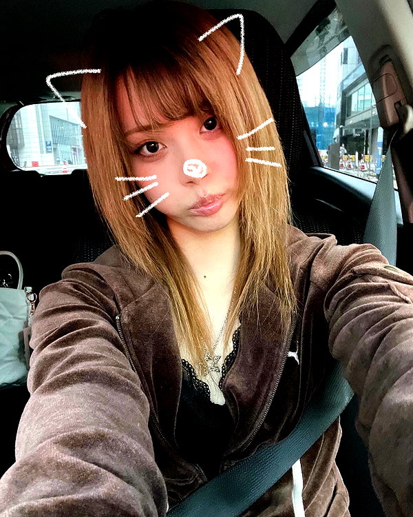 chanrio.u_u instagram image archive image