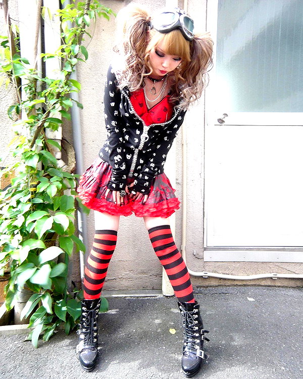 chanrio.u_u instagram image archive image