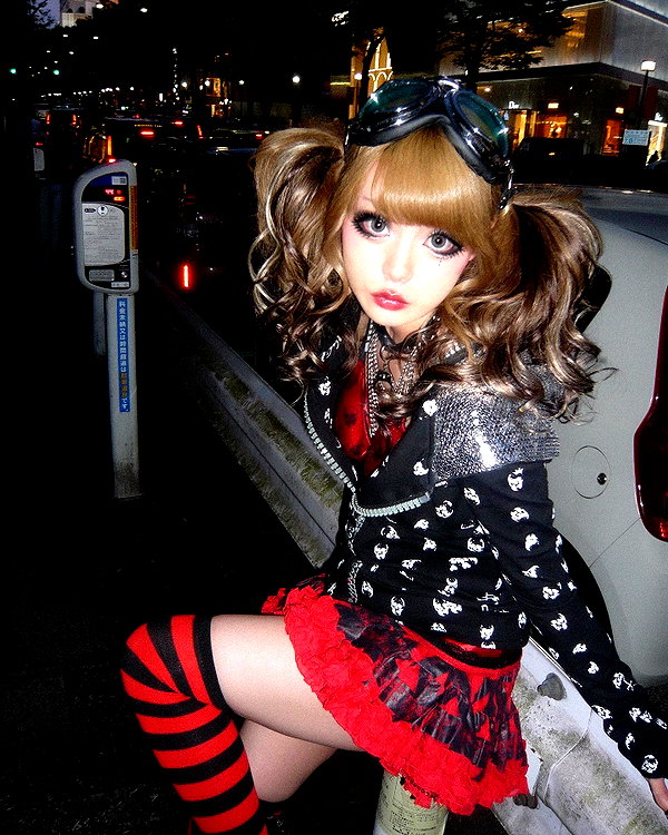 chanrio.u_u instagram image archive image