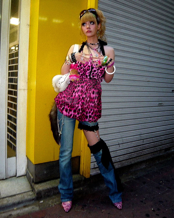 chanrio.u_u instagram image archive image