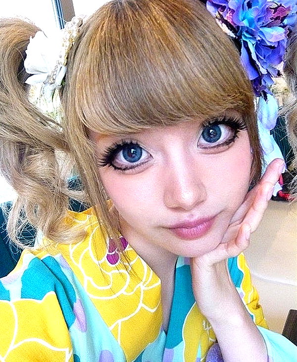 chanrio.u_u instagram image archive image