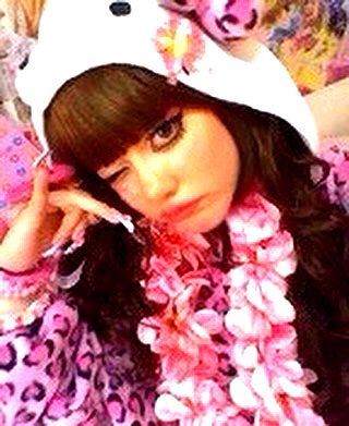 chanrio.u_u instagram image archive image