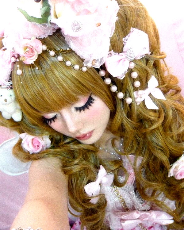 chanrio.u_u instagram image archive image