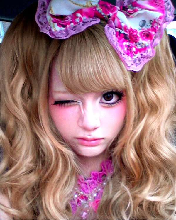 chanrio.u_u instagram image archive image