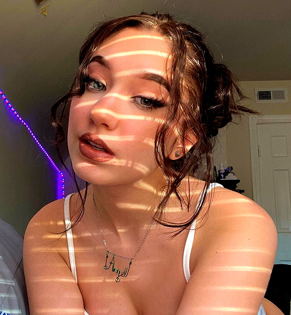 charleygrayyy instagram image archive image