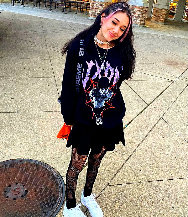 charleygrayyy instagram image archive image