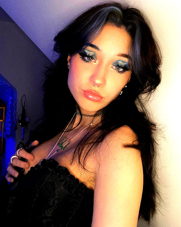 charleygrayyy instagram image archive image