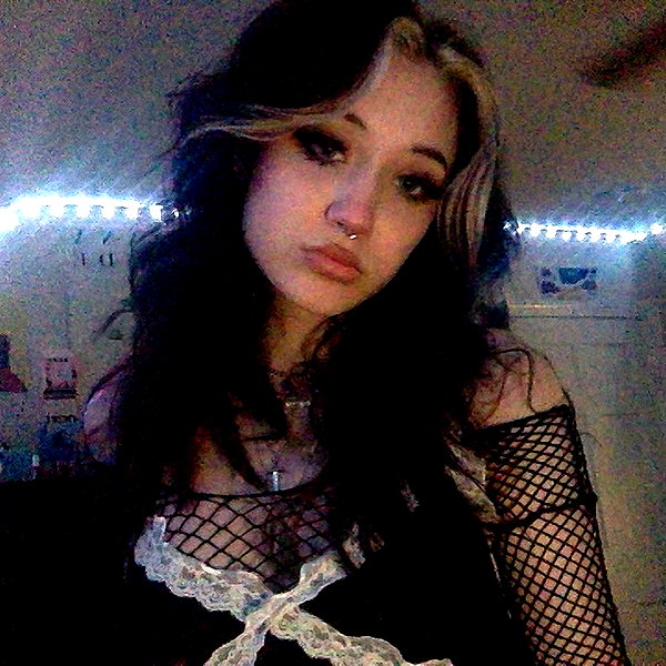 charleygrayyy instagram image archive image
