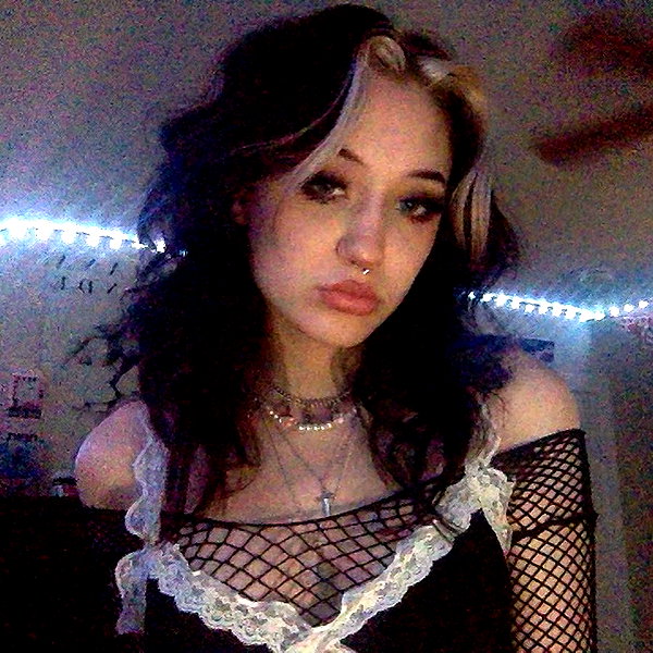 charleygrayyy instagram image archive image