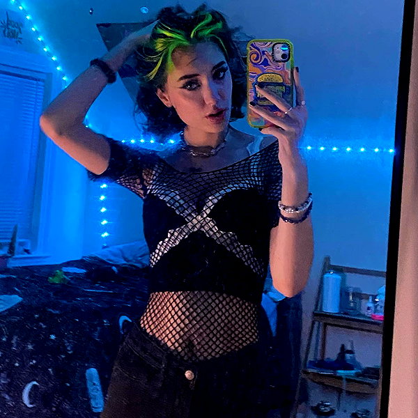 charleygrayyy instagram image archive image