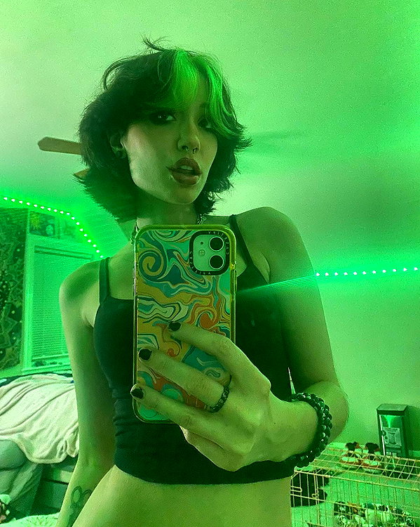 charleygrayyy instagram image archive image